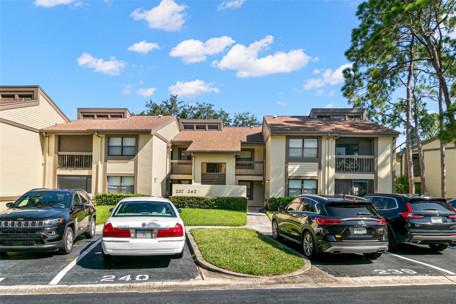 237 Woodlake Wynde, FL