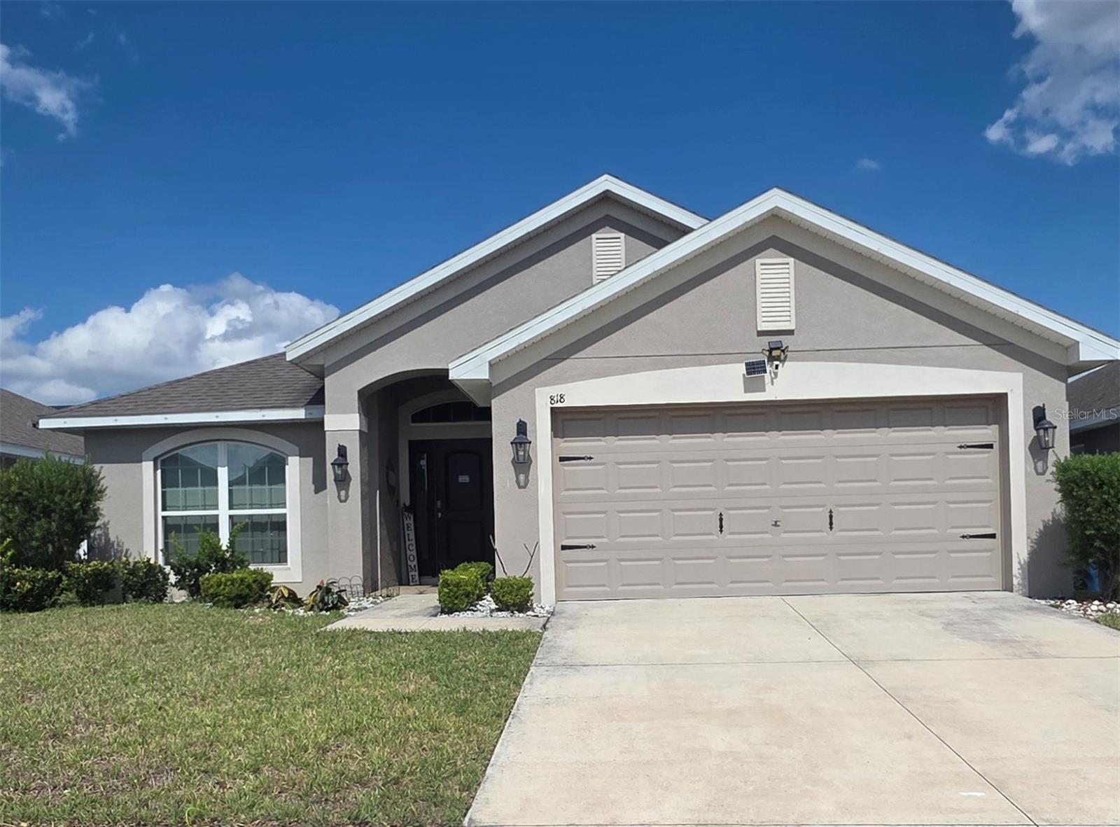 818 Landmark Hills Dr, FL