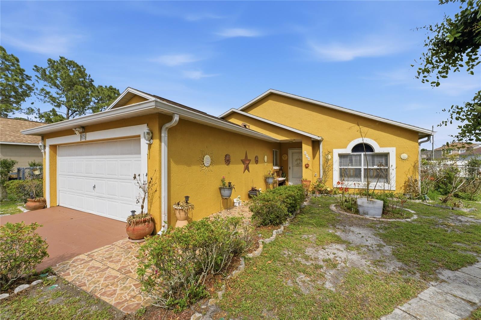 675 Basingstoke Court, FL