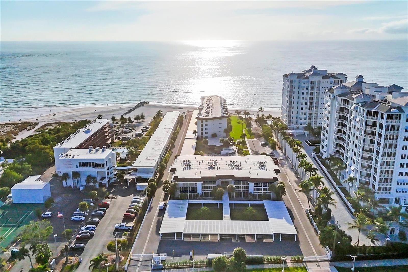 2100 Benjamin Franklin Drive, FL