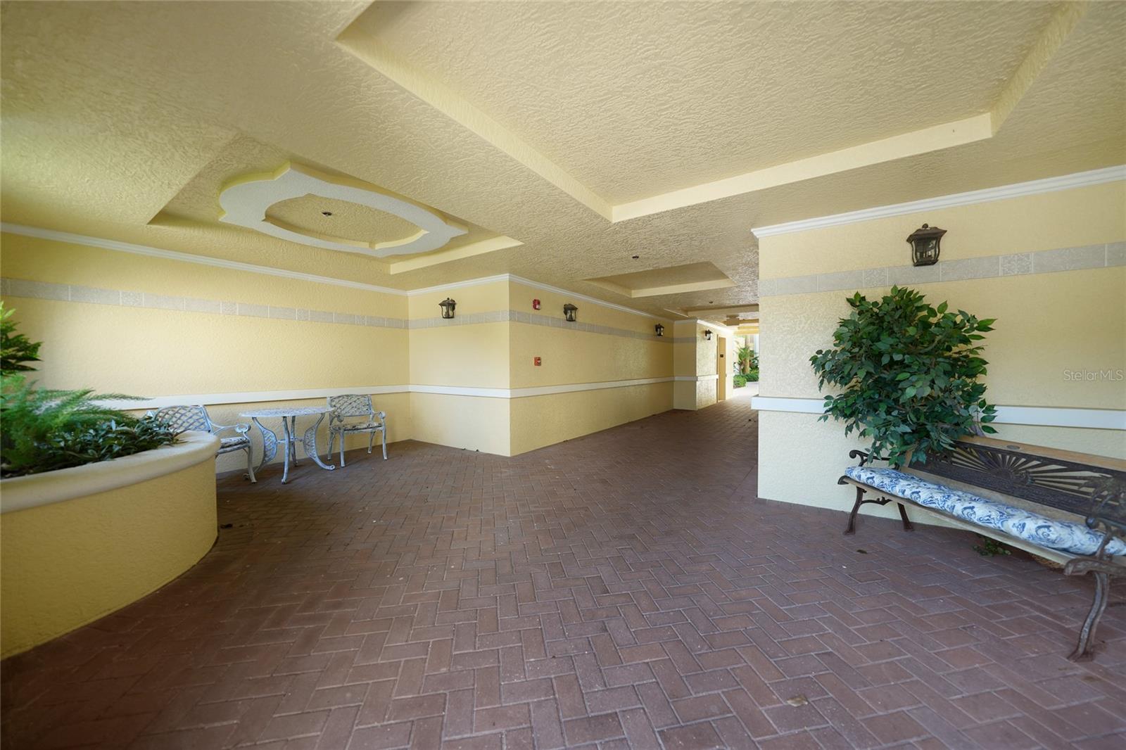 255 End Drive, FL