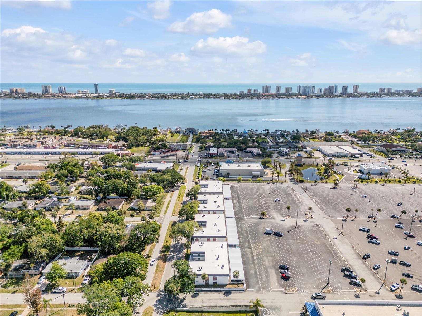 303 Ridge Boulevard, FL