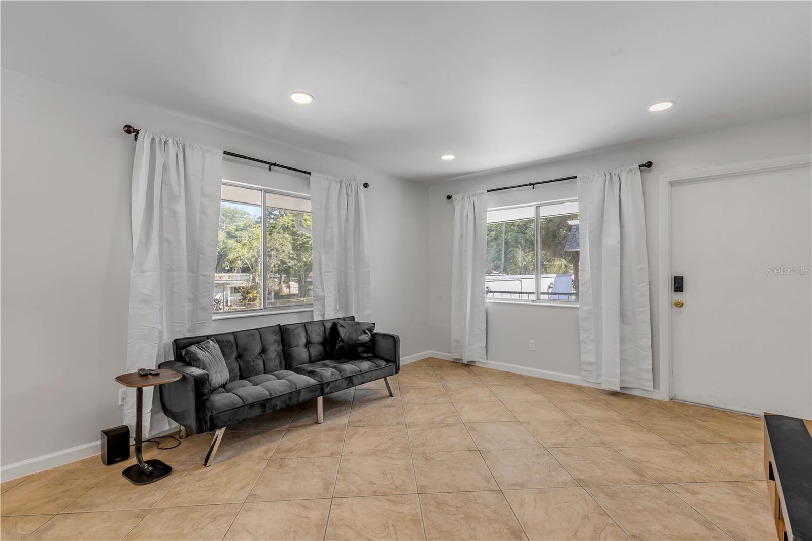 303 Ridge Boulevard, FL