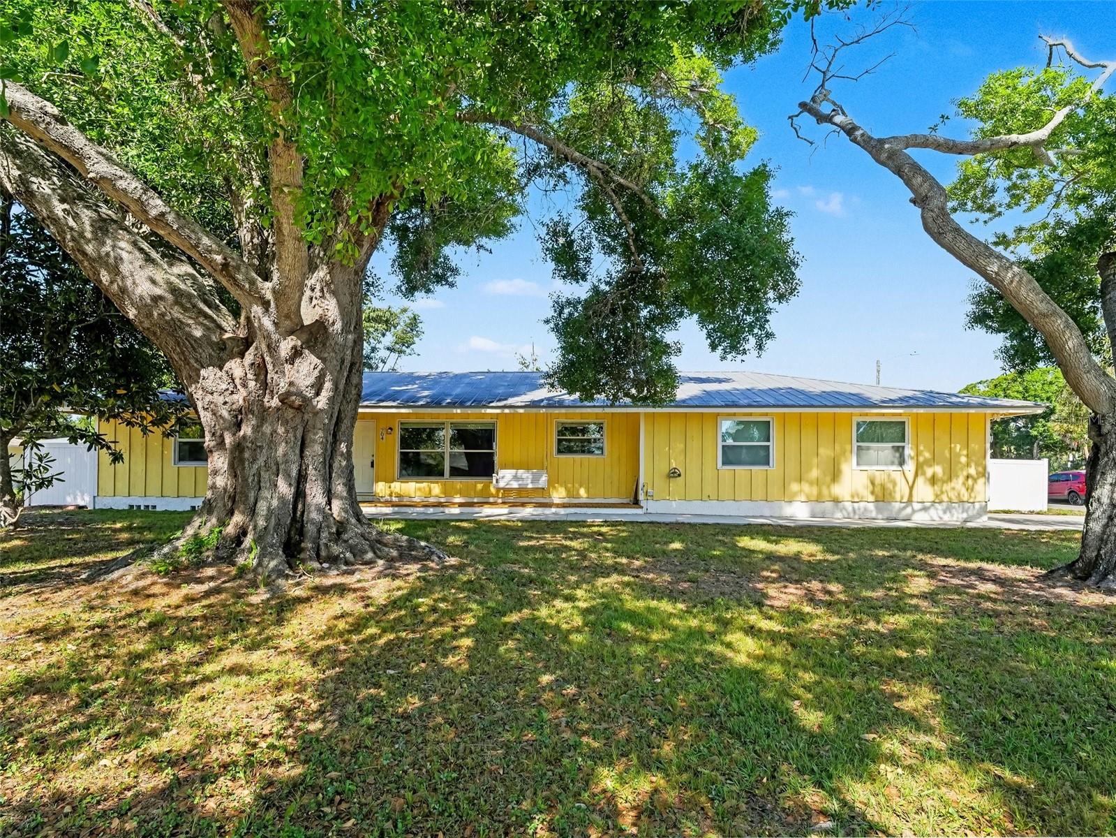 704 Lockwood Ridge Road, FL