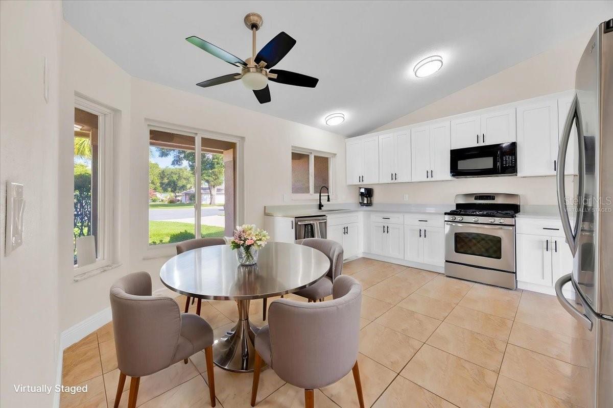 910 Amy Ridge Court, FL
