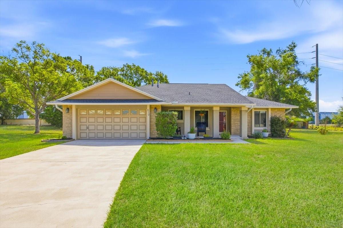 910 Amy Ridge Court, FL