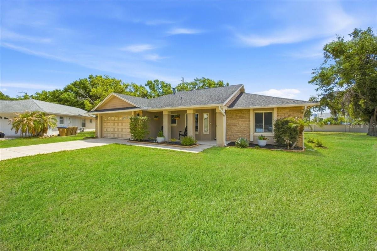 910 Amy Ridge Court, FL