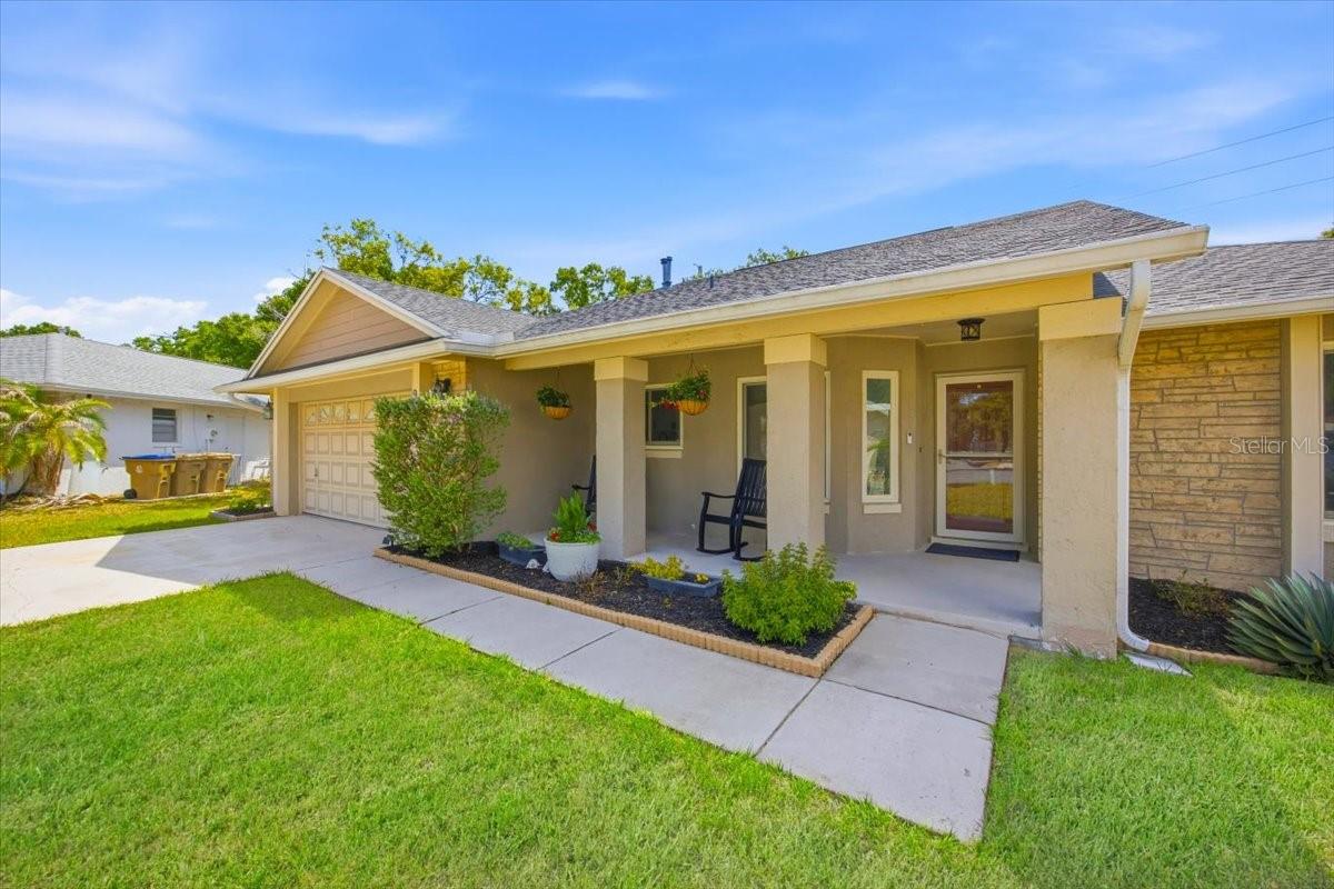 910 Amy Ridge Court, FL