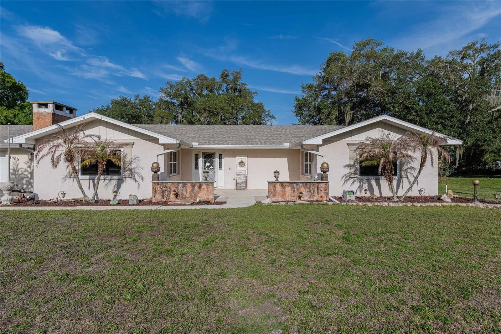 5905 Whispering Pines Rd, FL