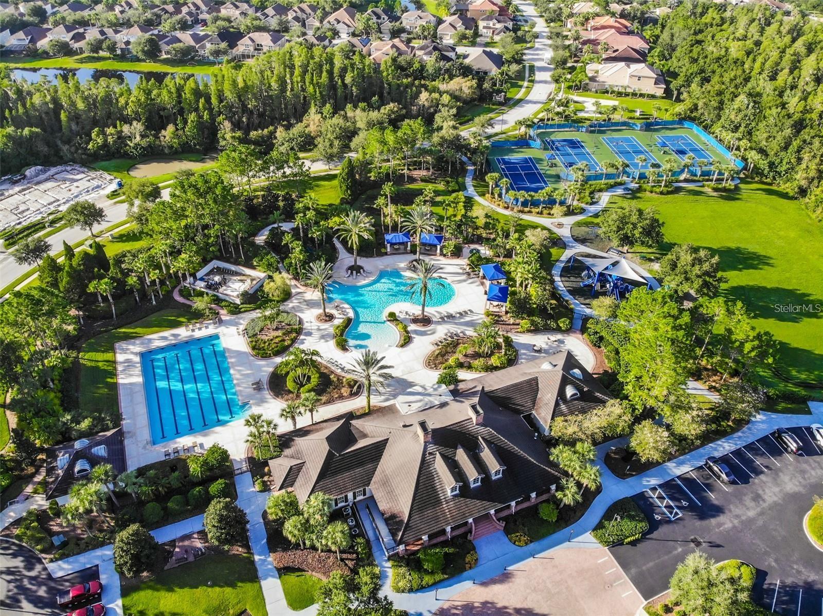 8005 Cypress Crossing Court, FL