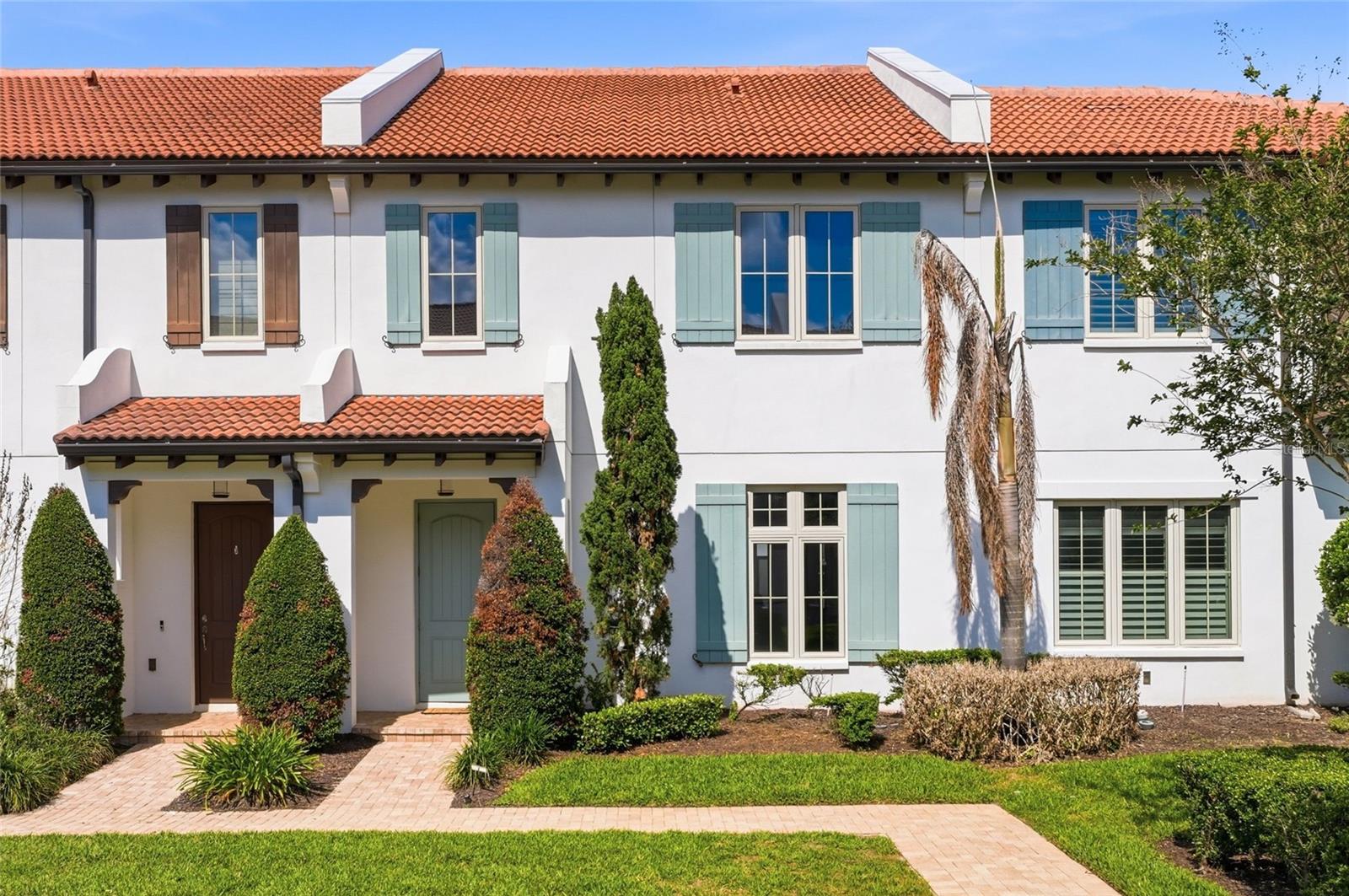 8807 Fountain Palm Aly, FL