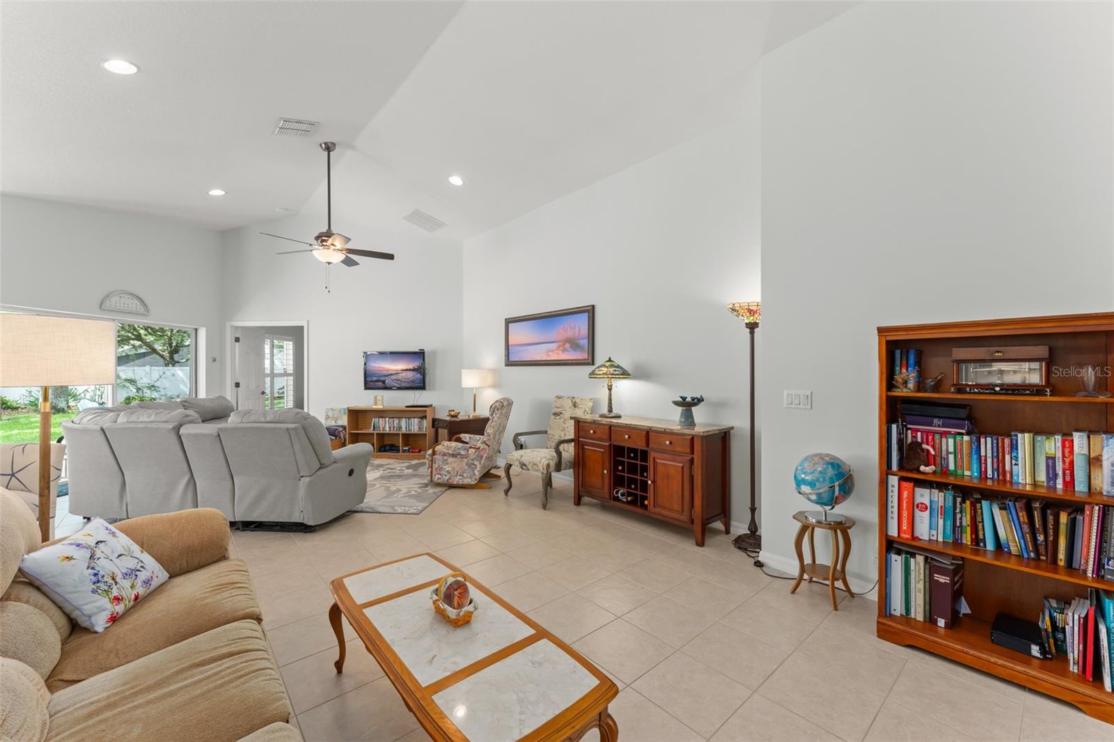9044 Oak Moss Drive, FL