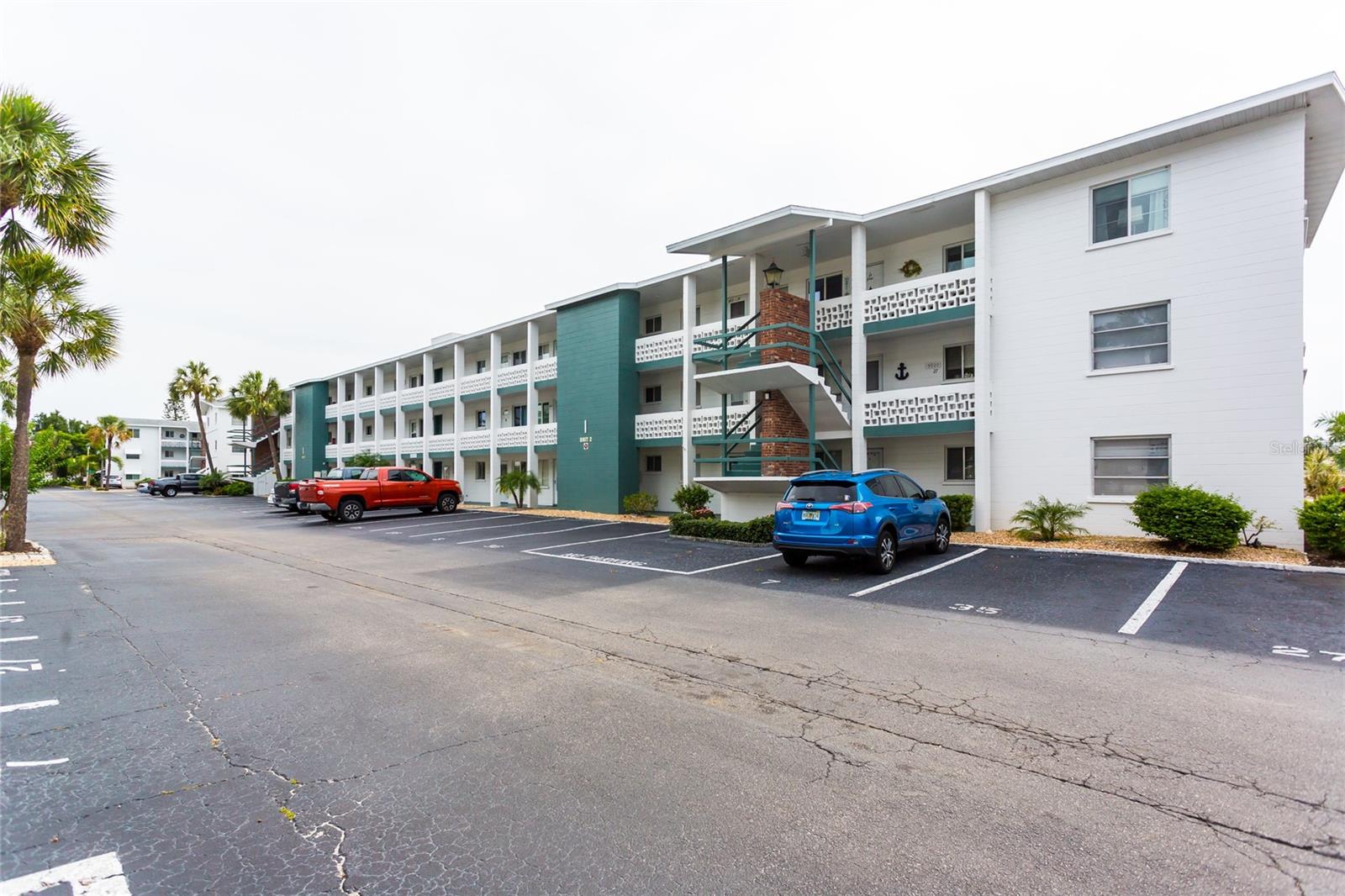 1875 Sunny Dr #G32, FL