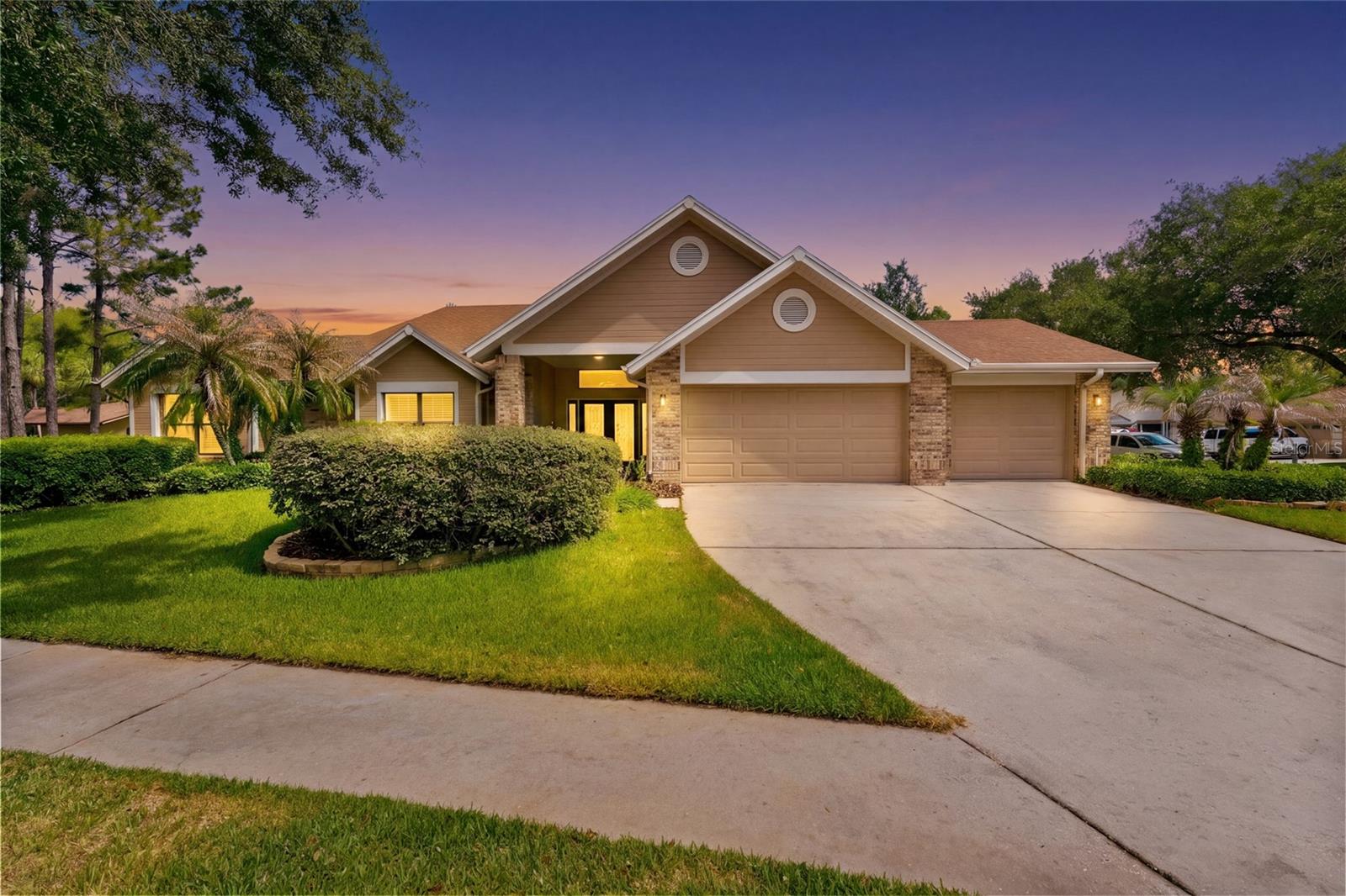8701 Tantallon Circle, FL