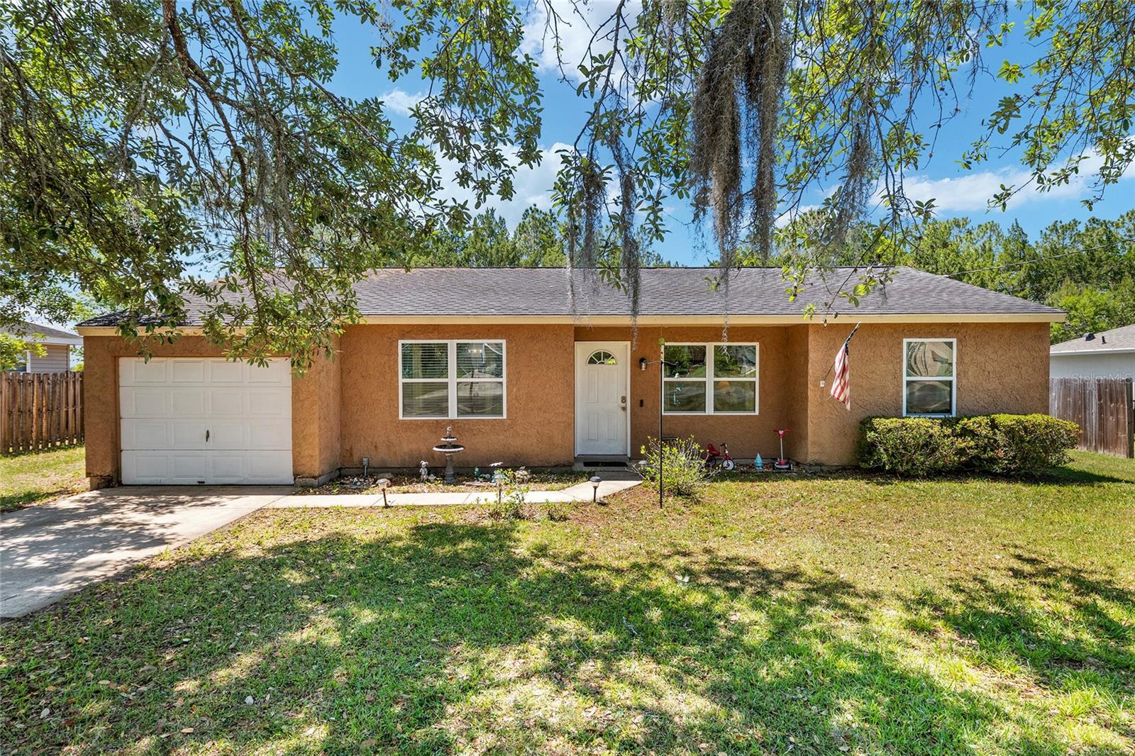 18 Olive Circle, FL