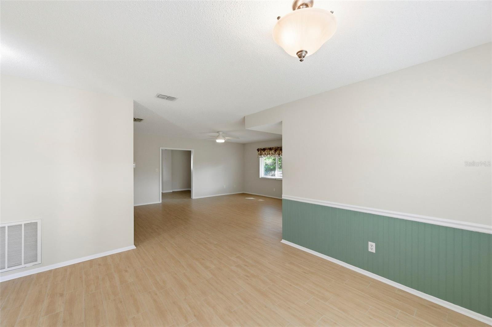 2210 Sequoia Drive, FL