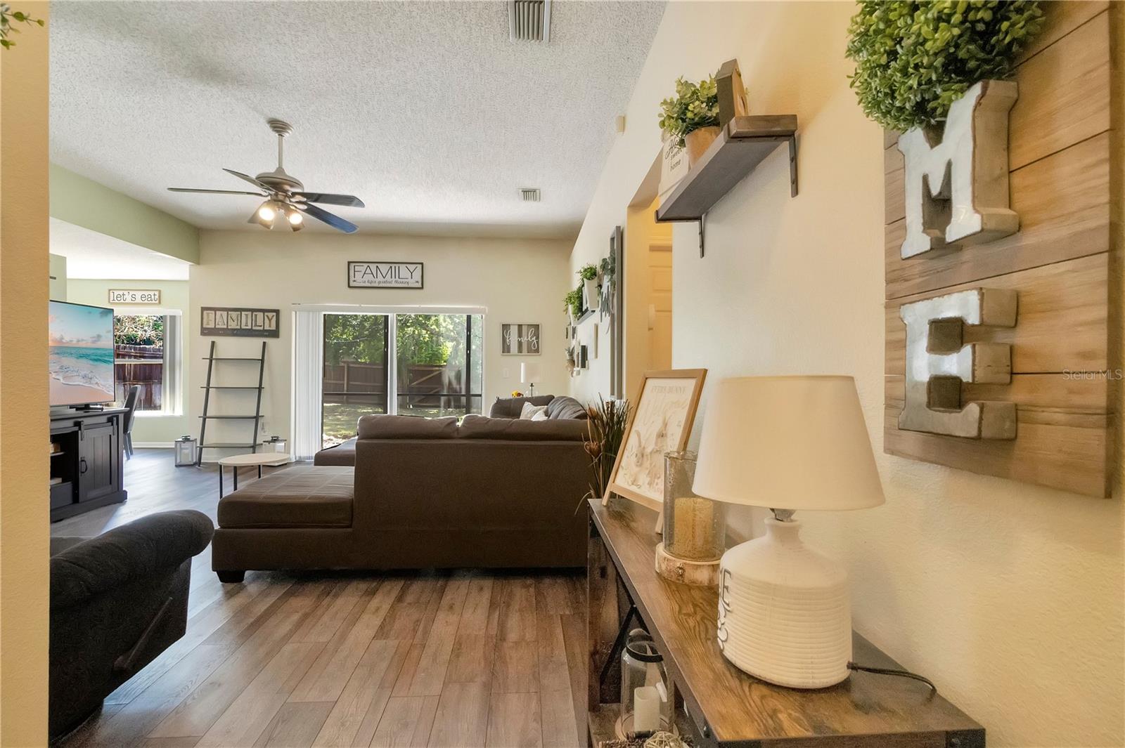 127 Laurel Ridge Avenue, FL