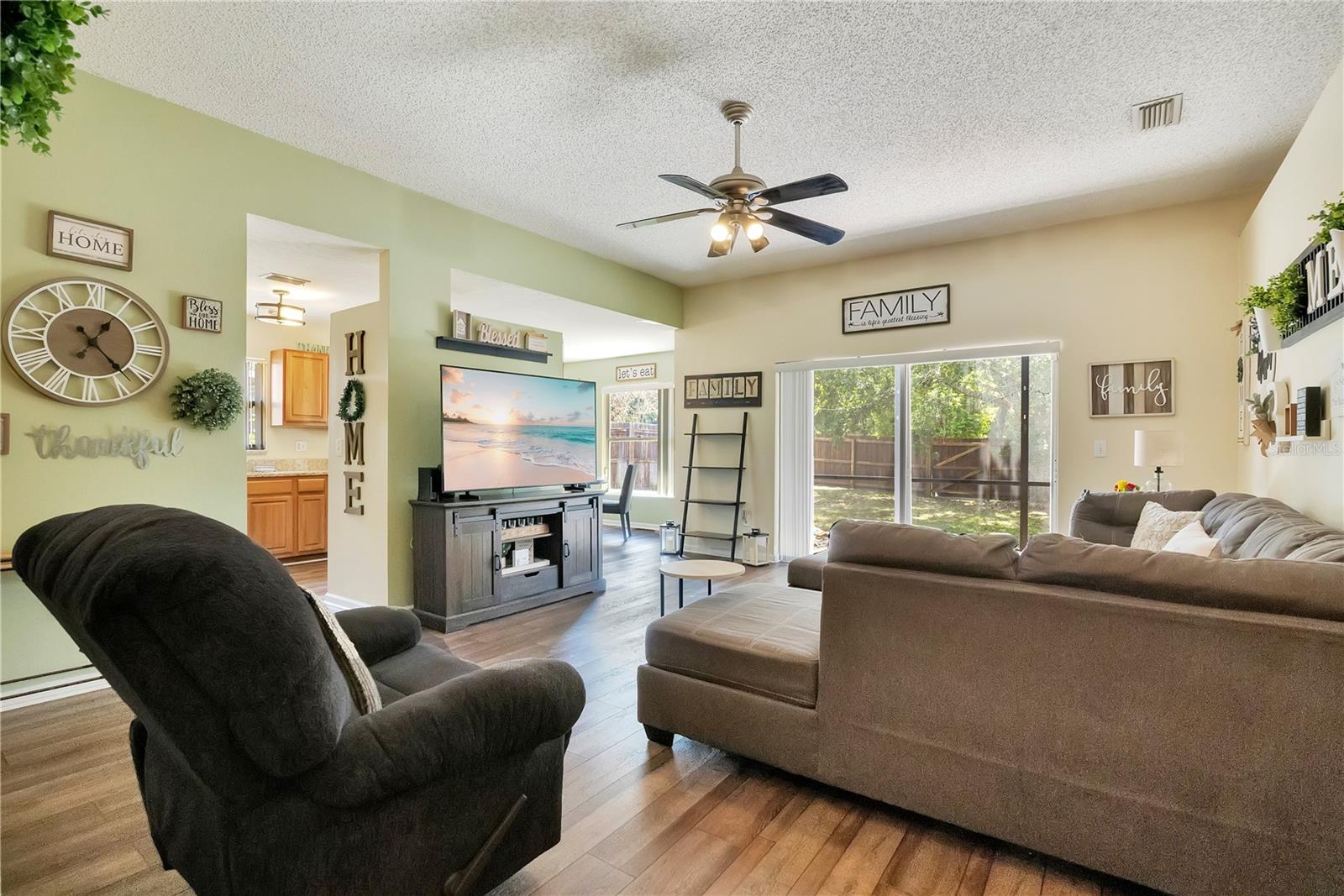 127 Laurel Ridge Avenue, FL