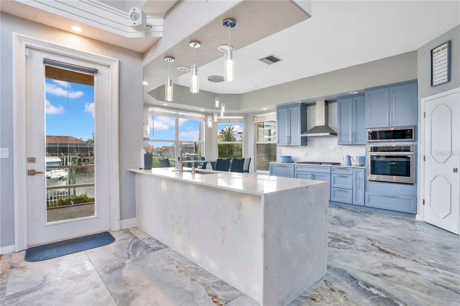 934 Symphony Isles Boulevard, FL
