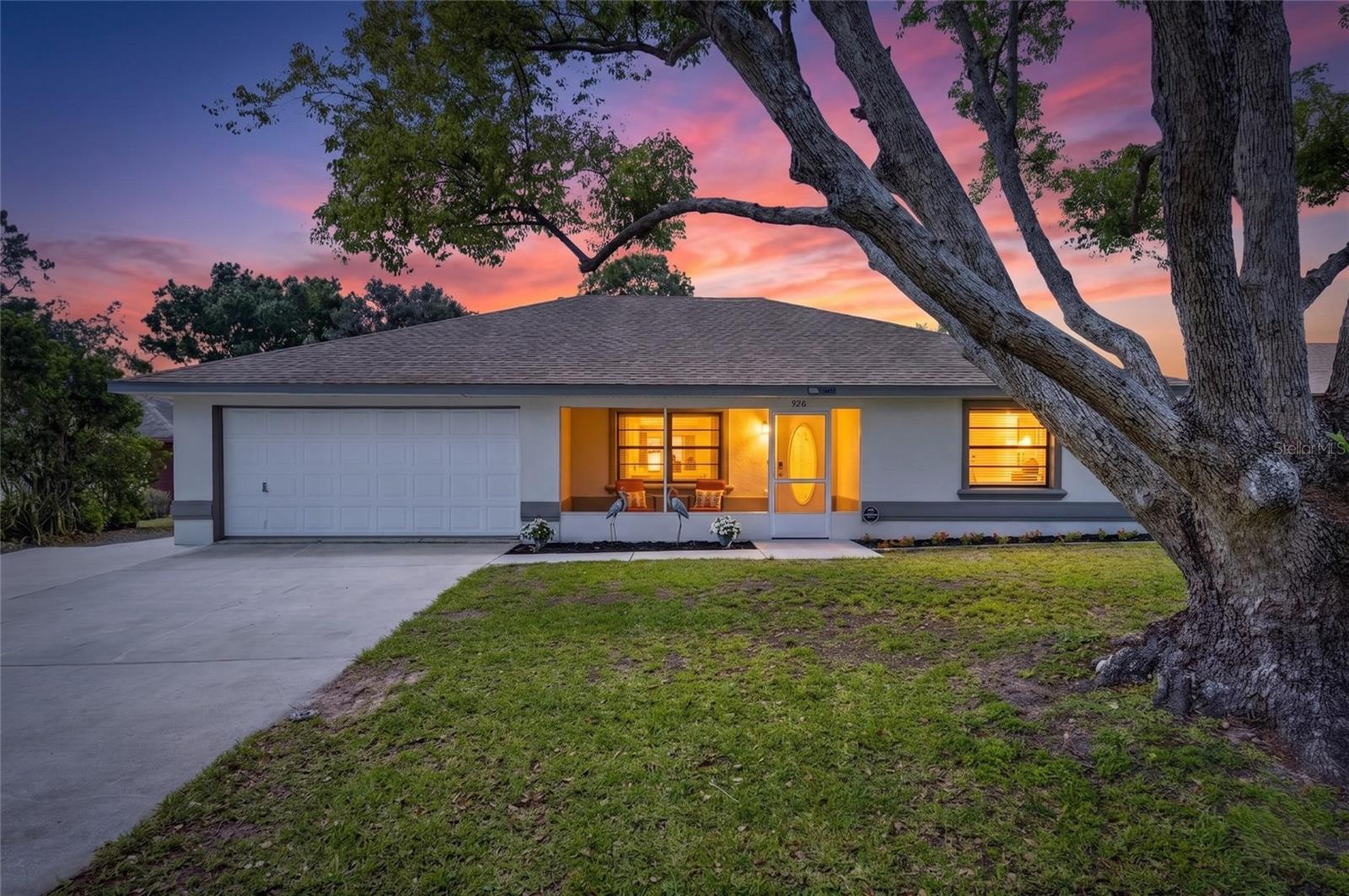 926 Hillgrove Lane, FL