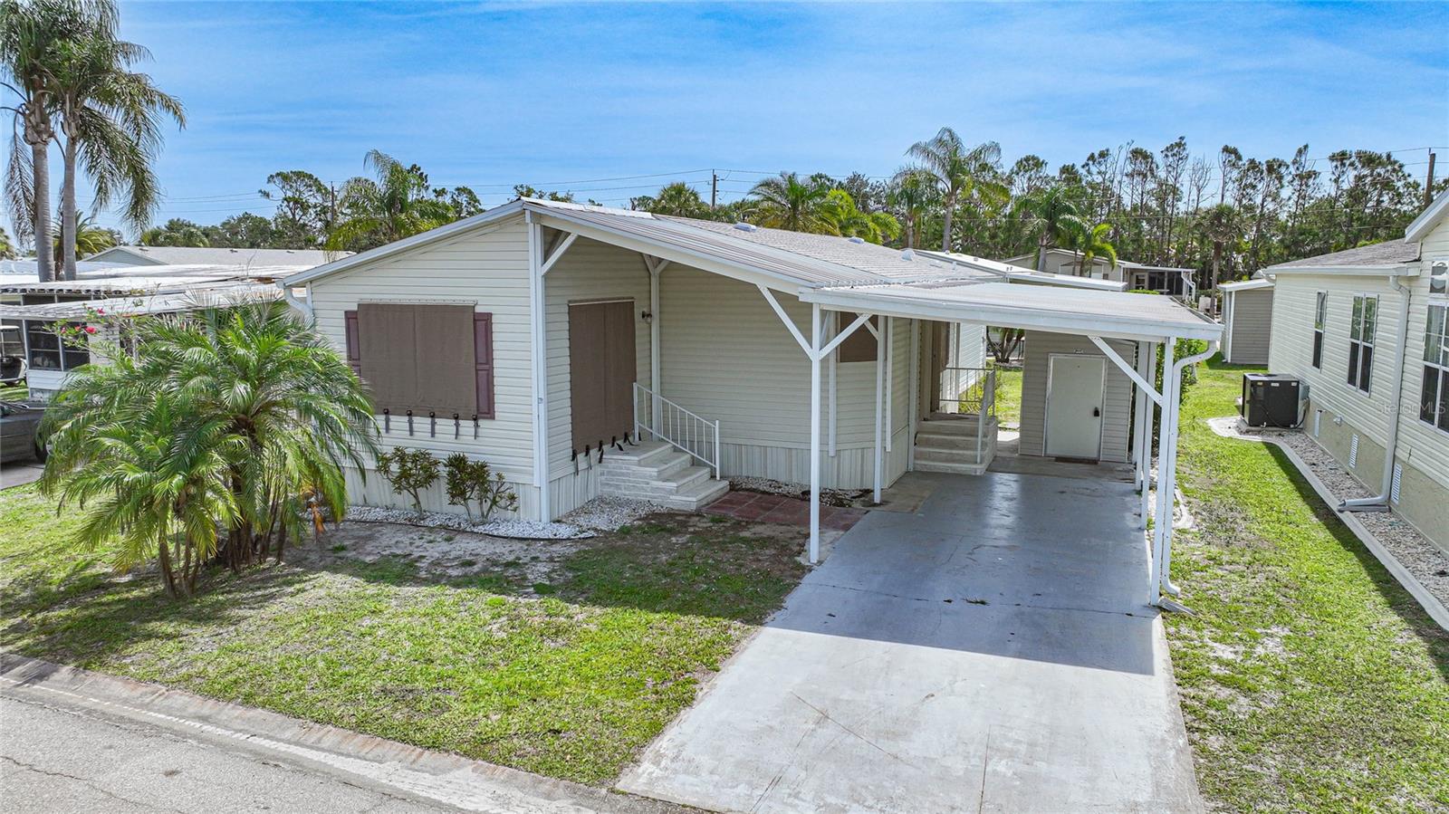 2100 Kings Highway, FL