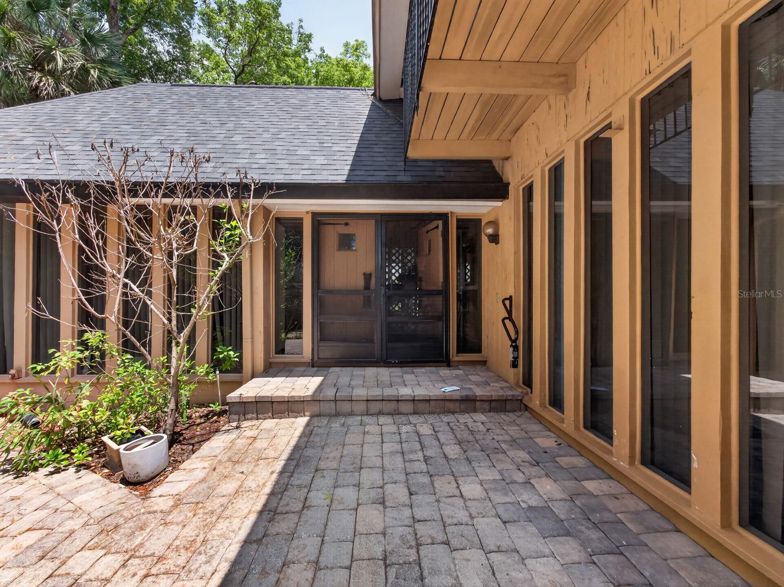 751 Sequoia Trail, FL