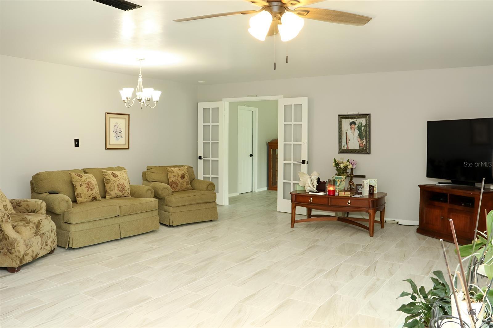 8424 2 Place, FL