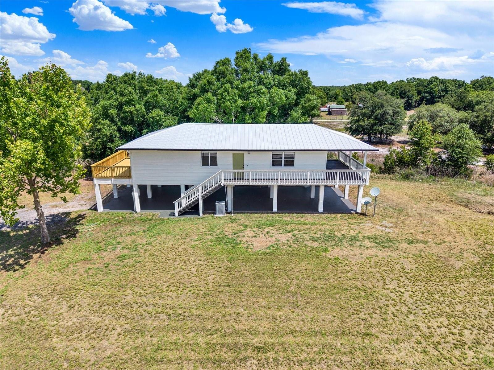 464 Logue Rd, FL