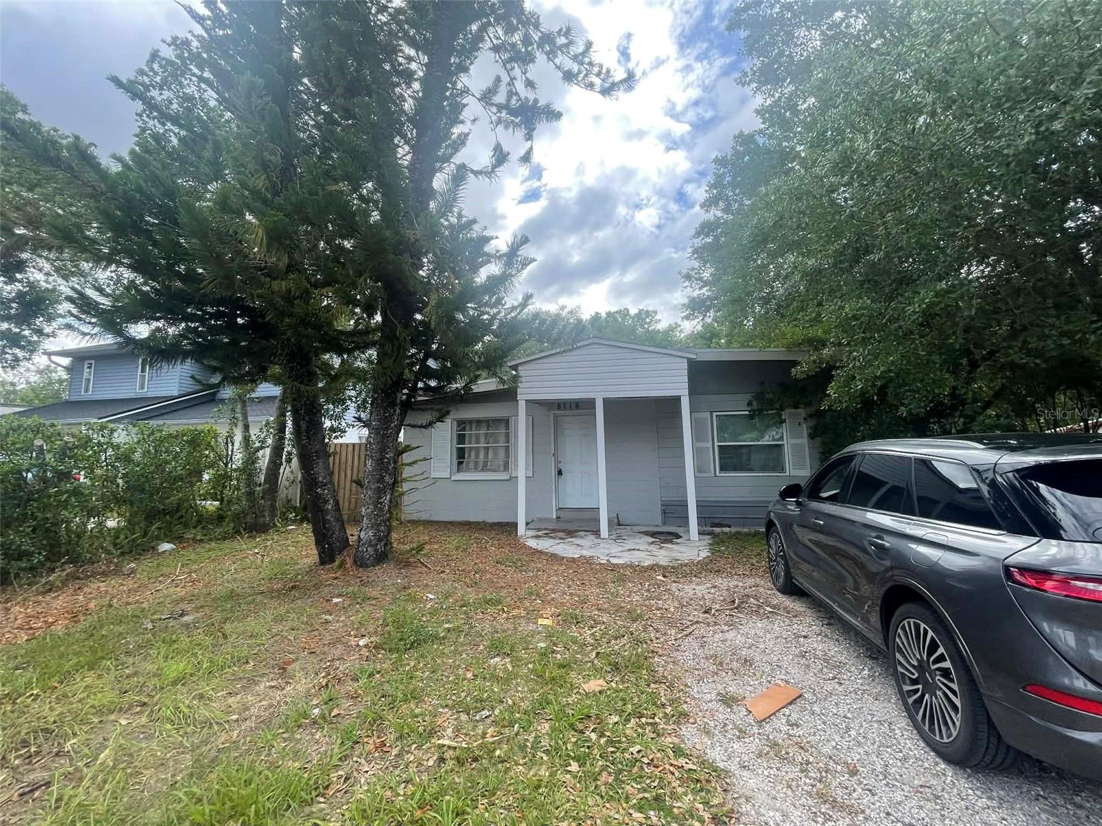 8716 Tangerine Place, FL