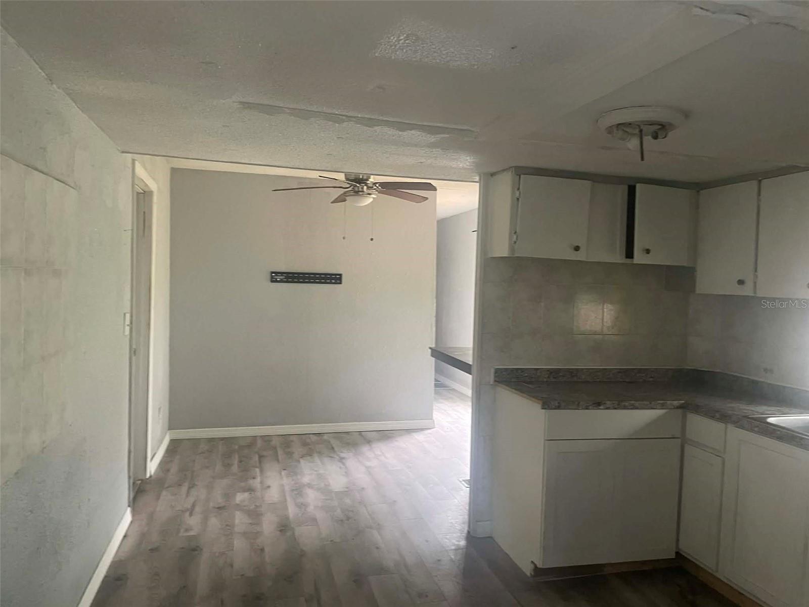 8716 Tangerine Place, FL