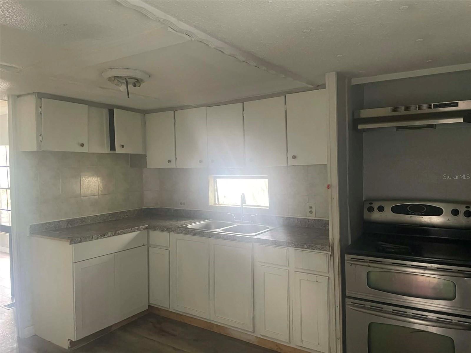 8716 Tangerine Place, FL