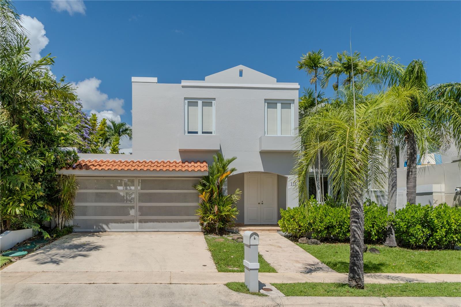 123 Estancias Reales, PR