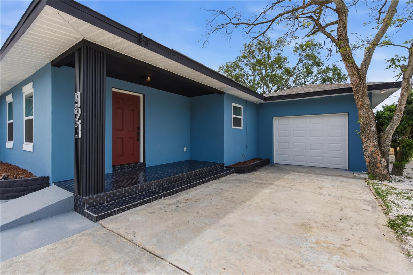 923 1st Avenue, FL