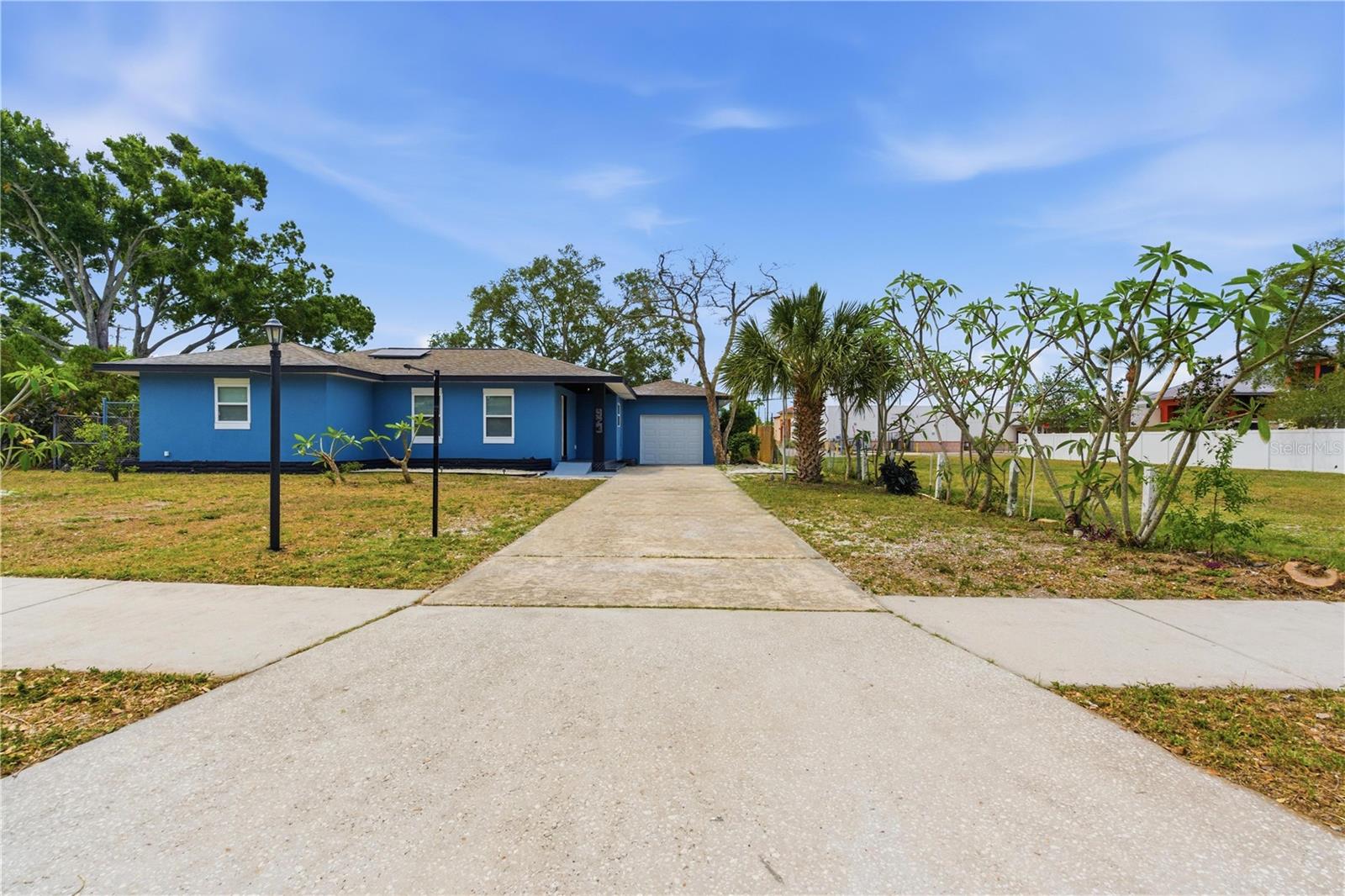 923 1st Avenue, FL