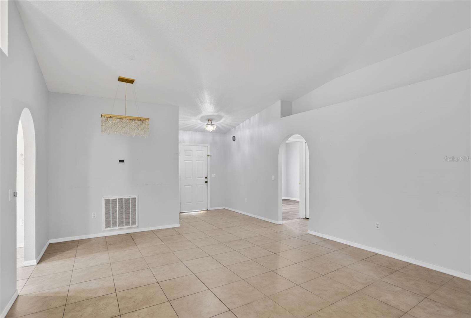432 Barlyn Avenue, FL
