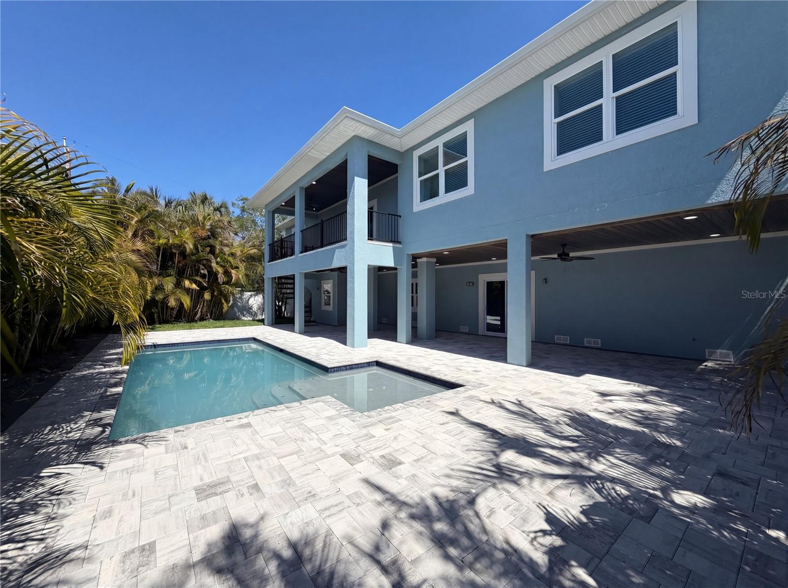 83 Palm Boulevard, FL