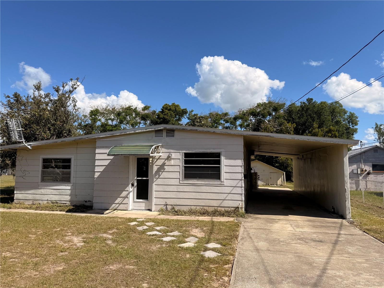 11411 Huggins St, FL