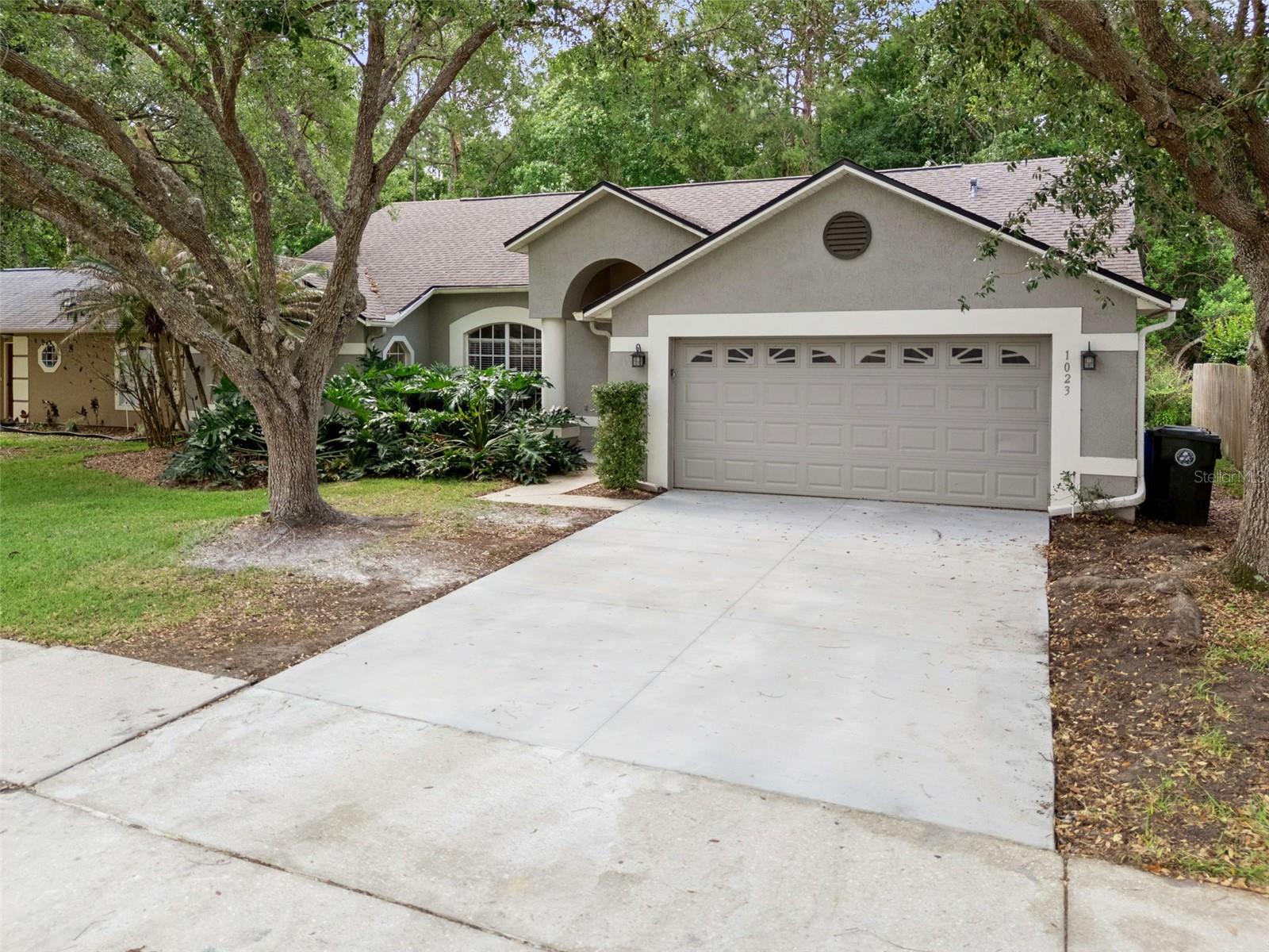 1023 Riviera Boulevard, FL