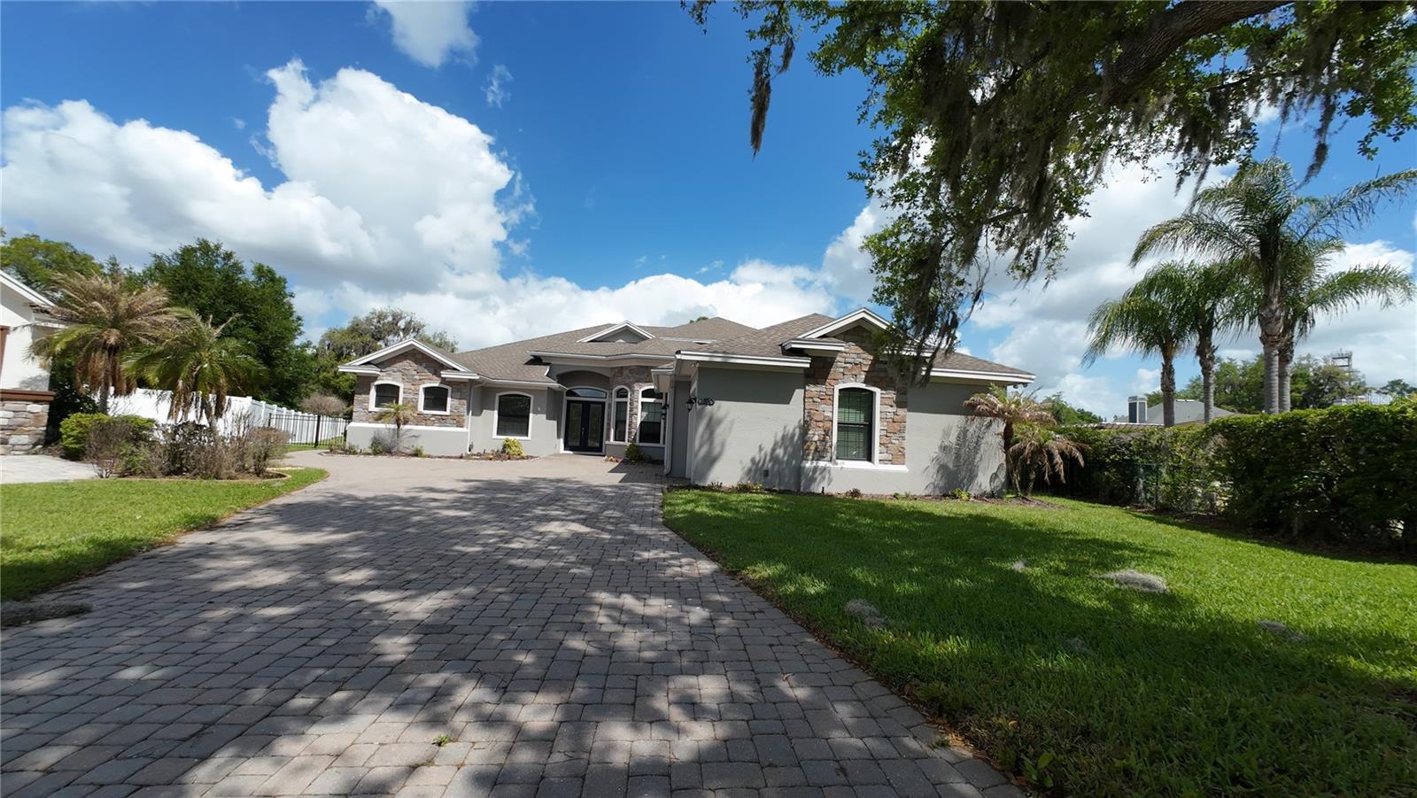 2120 Southern Oaks Lane, FL