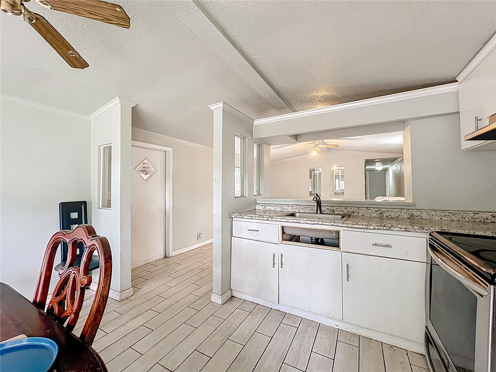 9059 Salem Road, FL