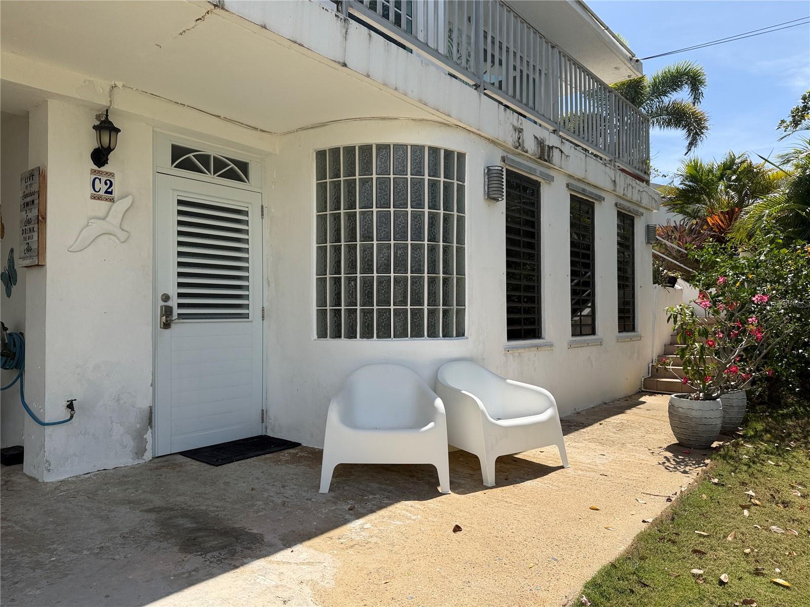 C2 Las Flores St., PR