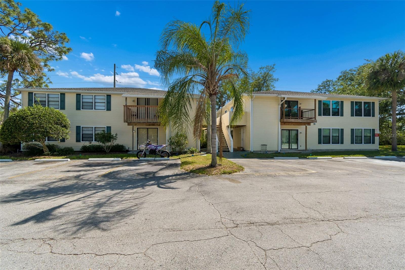 140 Hunter Lake Drive, FL
