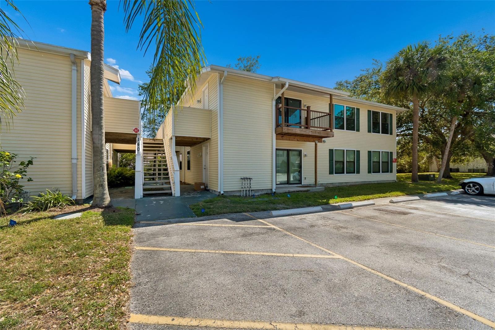 140 Hunter Lake Drive, FL