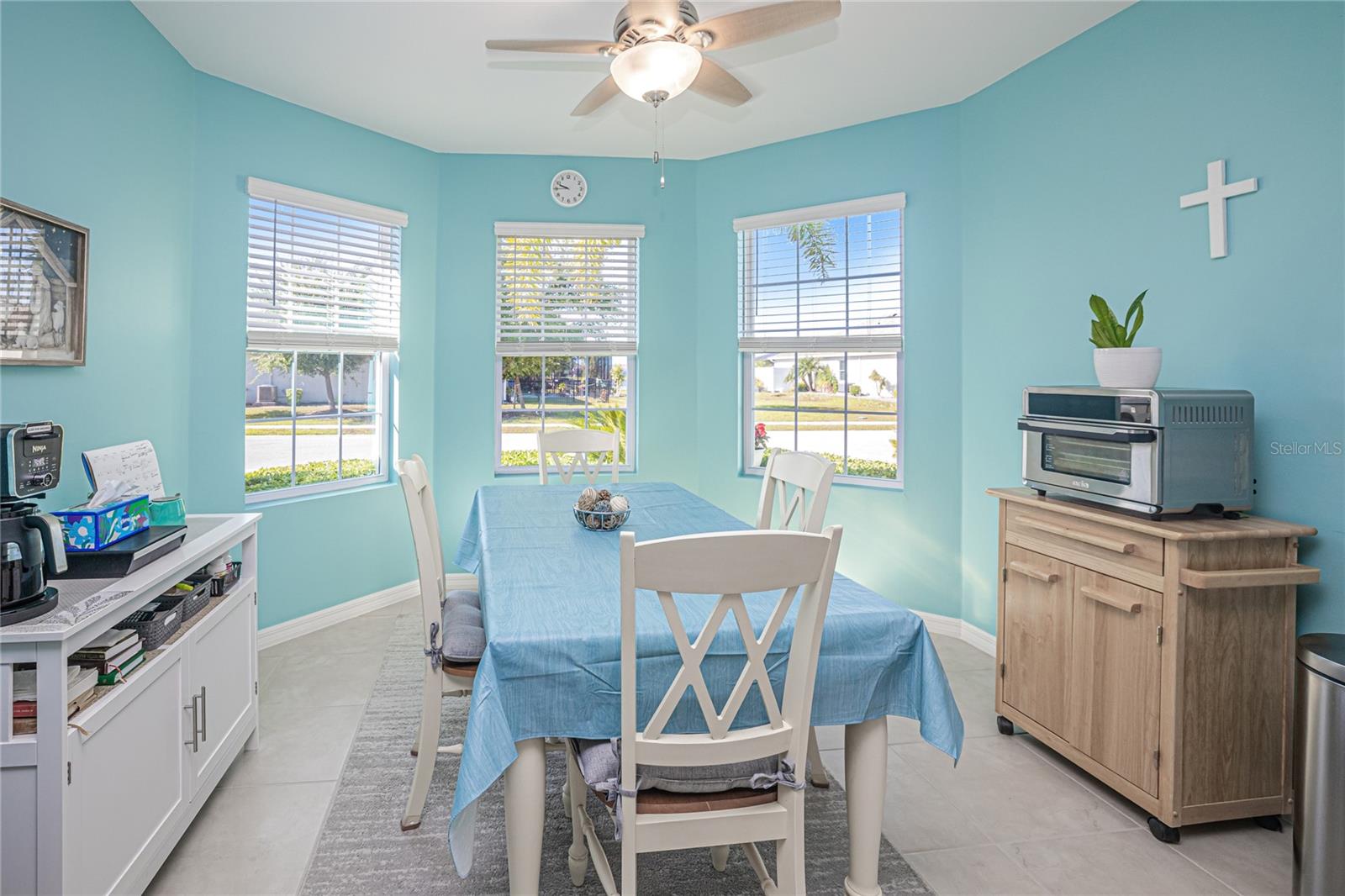 25292 Lenox Circle, FL