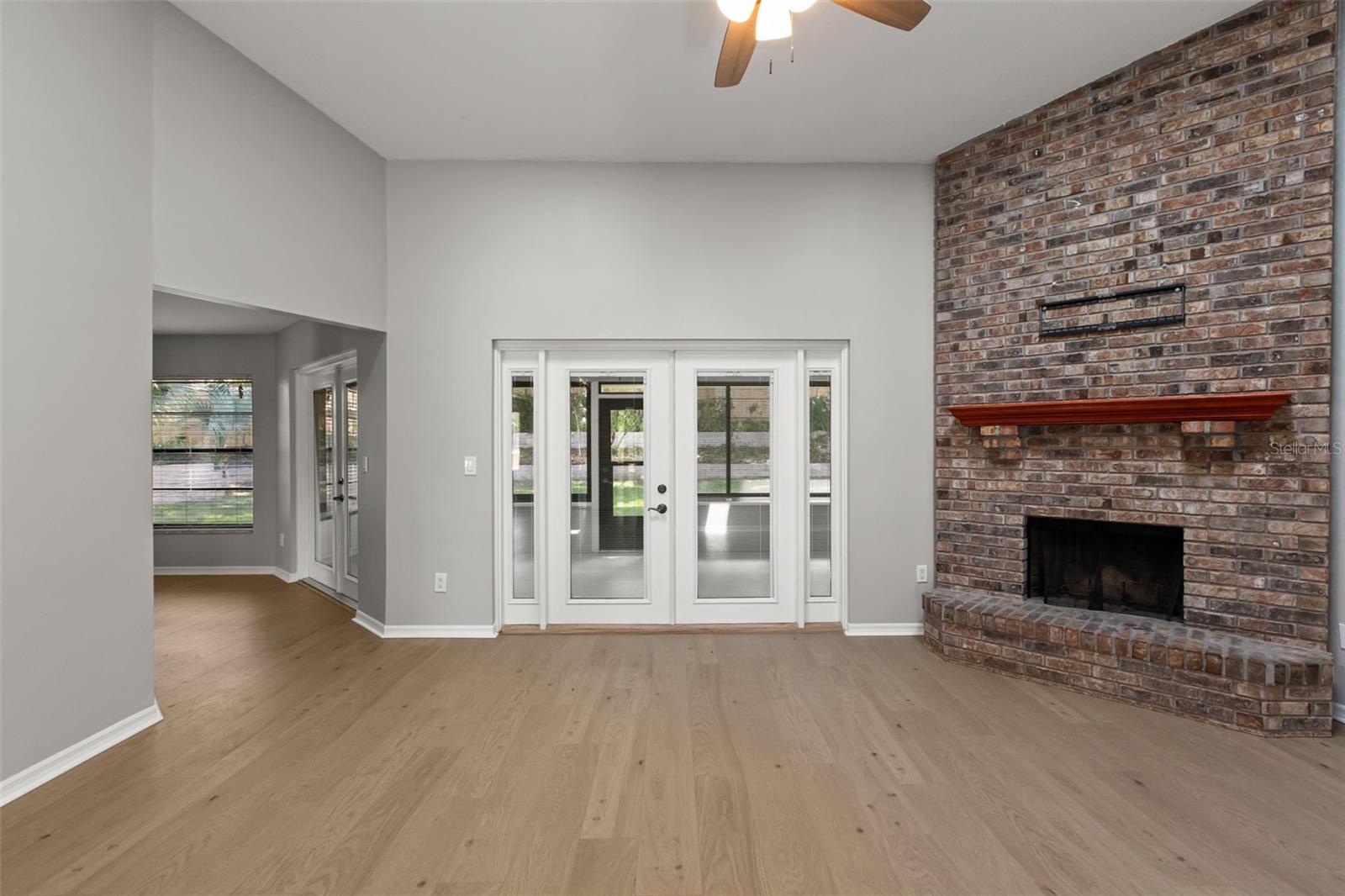 925 Red Dandy Drive, FL