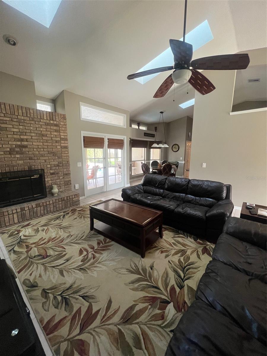 1545 Antoinette Court, FL