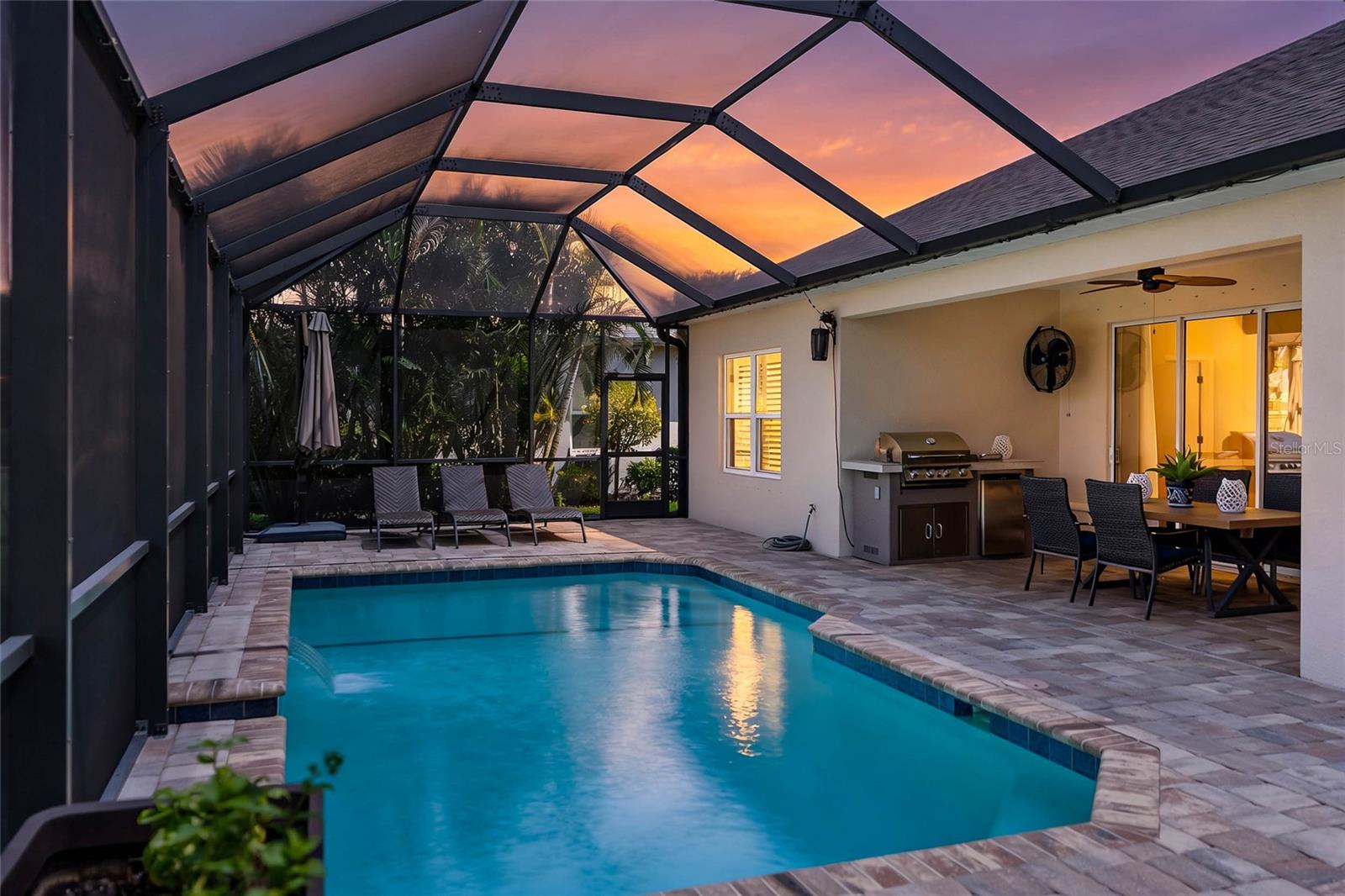 1215 Thornbury Drive, FL