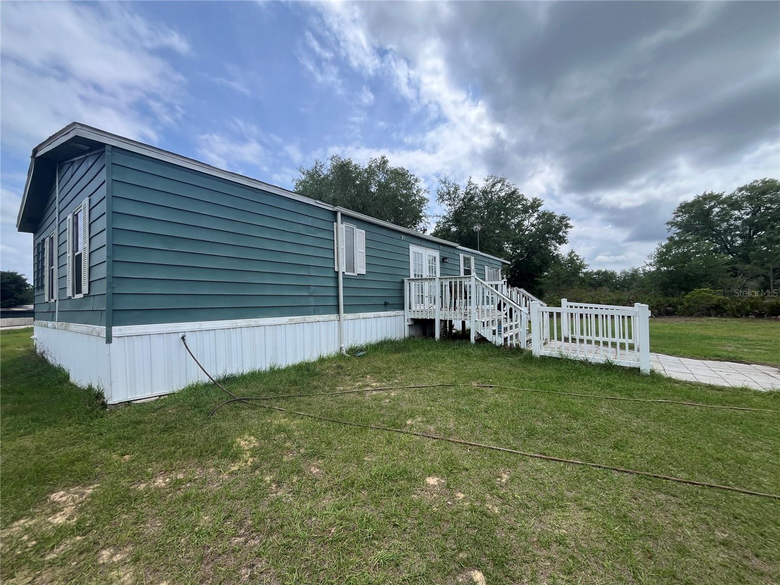 10780 State Road 60 E, FL