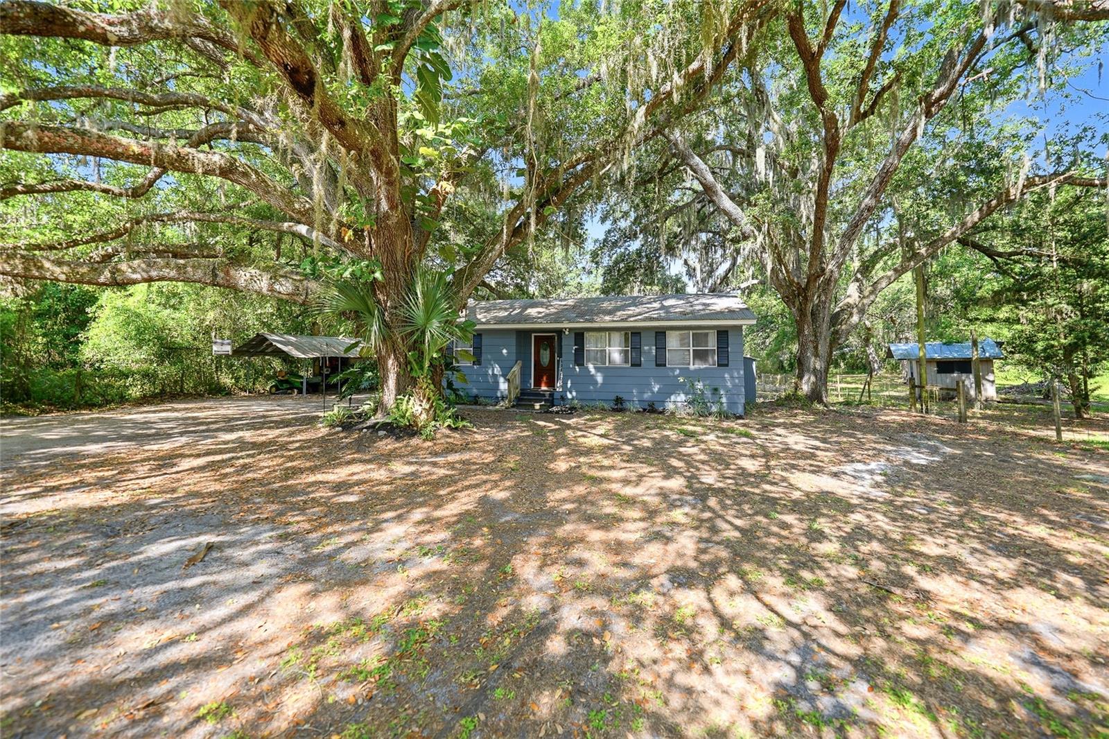 2403 Se Pointer Ave, FL