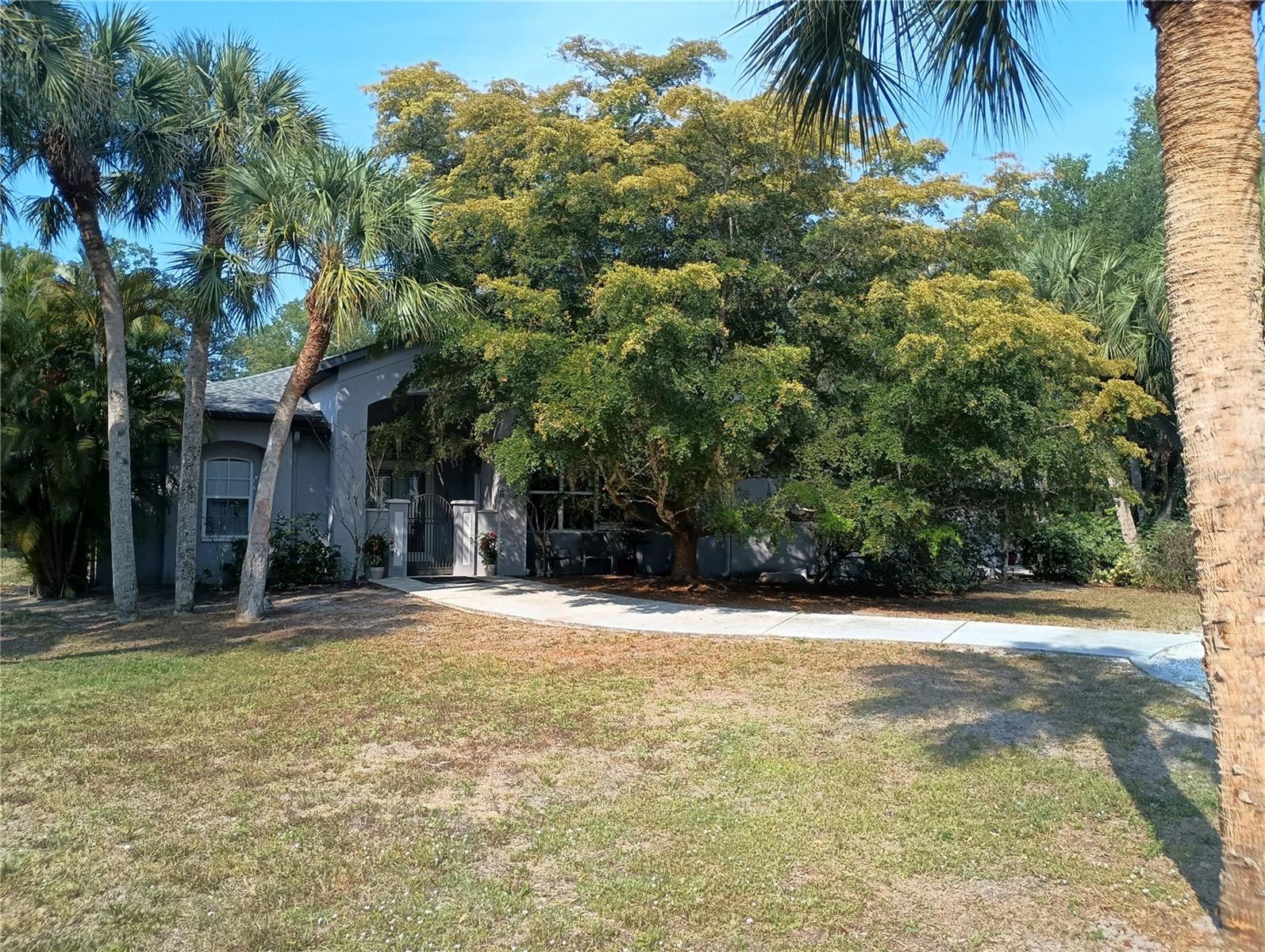500 Suffolk Cir, FL